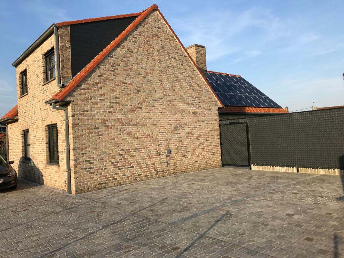Villa De Karaneel Mangelaar Exterior foto